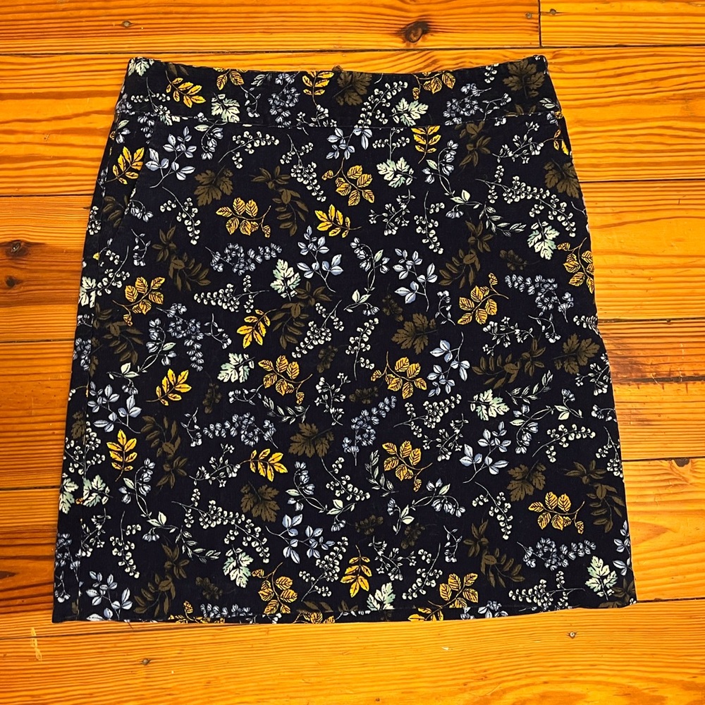 Floral corduroy skirt!!
